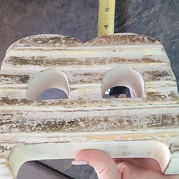 Letter 'B' Decoration - Picture 6 of 6